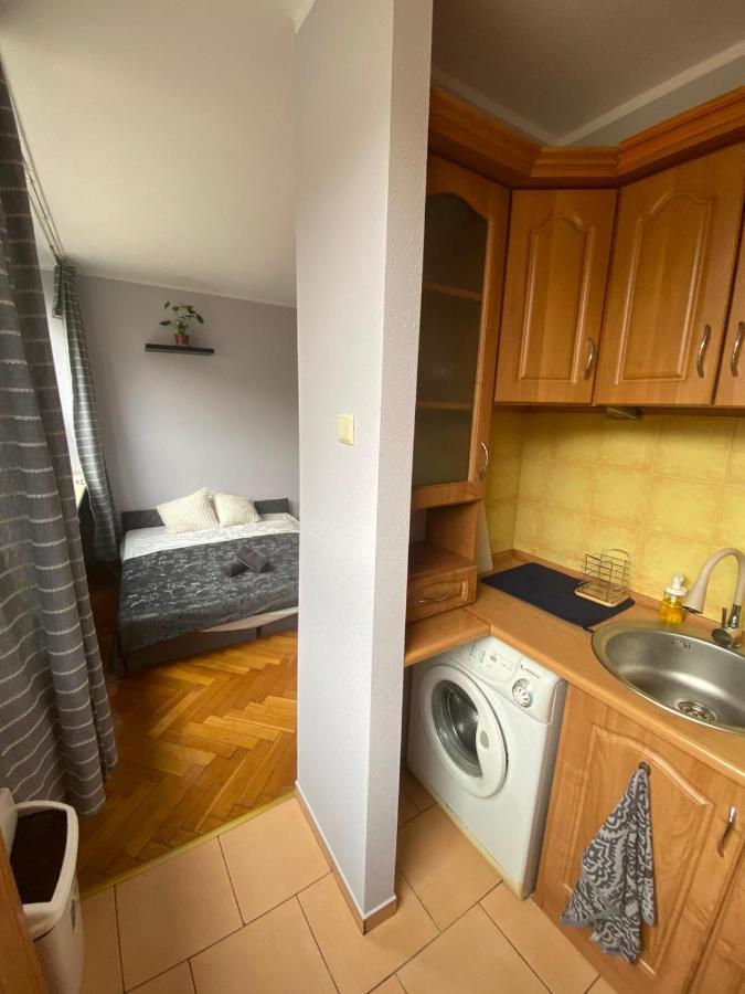 Appartamento Night Host Matejki 4 Free Parking Bytom Esterno foto
