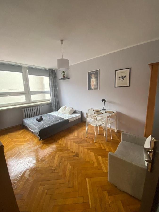 Appartamento Night Host Matejki 4 Free Parking Bytom Esterno foto