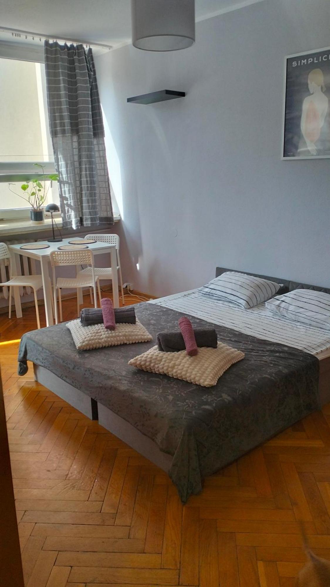 Appartamento Night Host Matejki 4 Free Parking Bytom Esterno foto